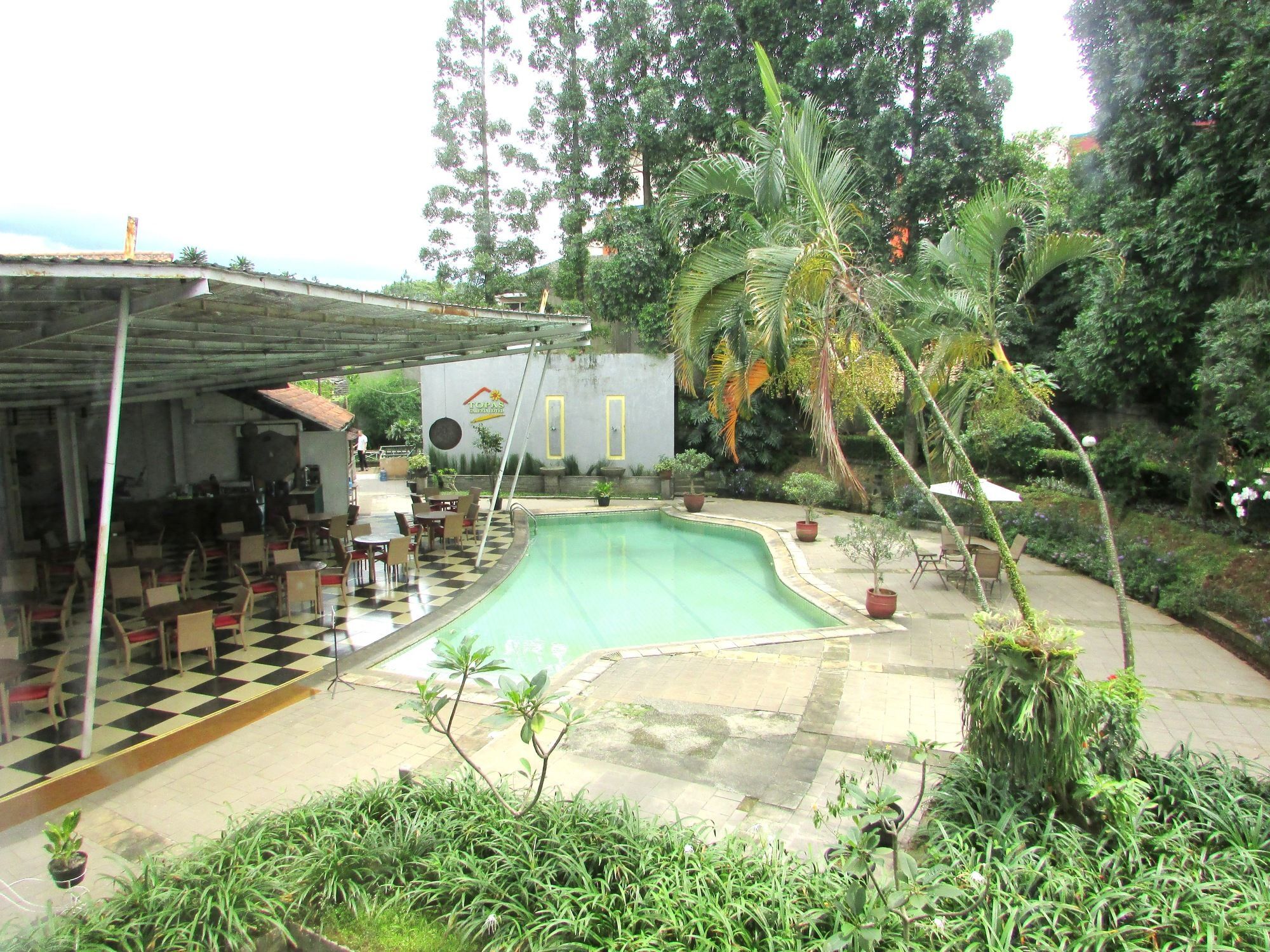 Kazeem Topas Galeria Bandung Esterno foto